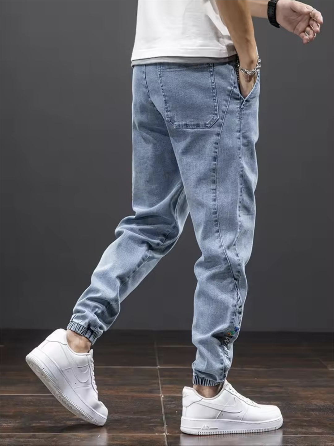 Men’s Cargo Jeans