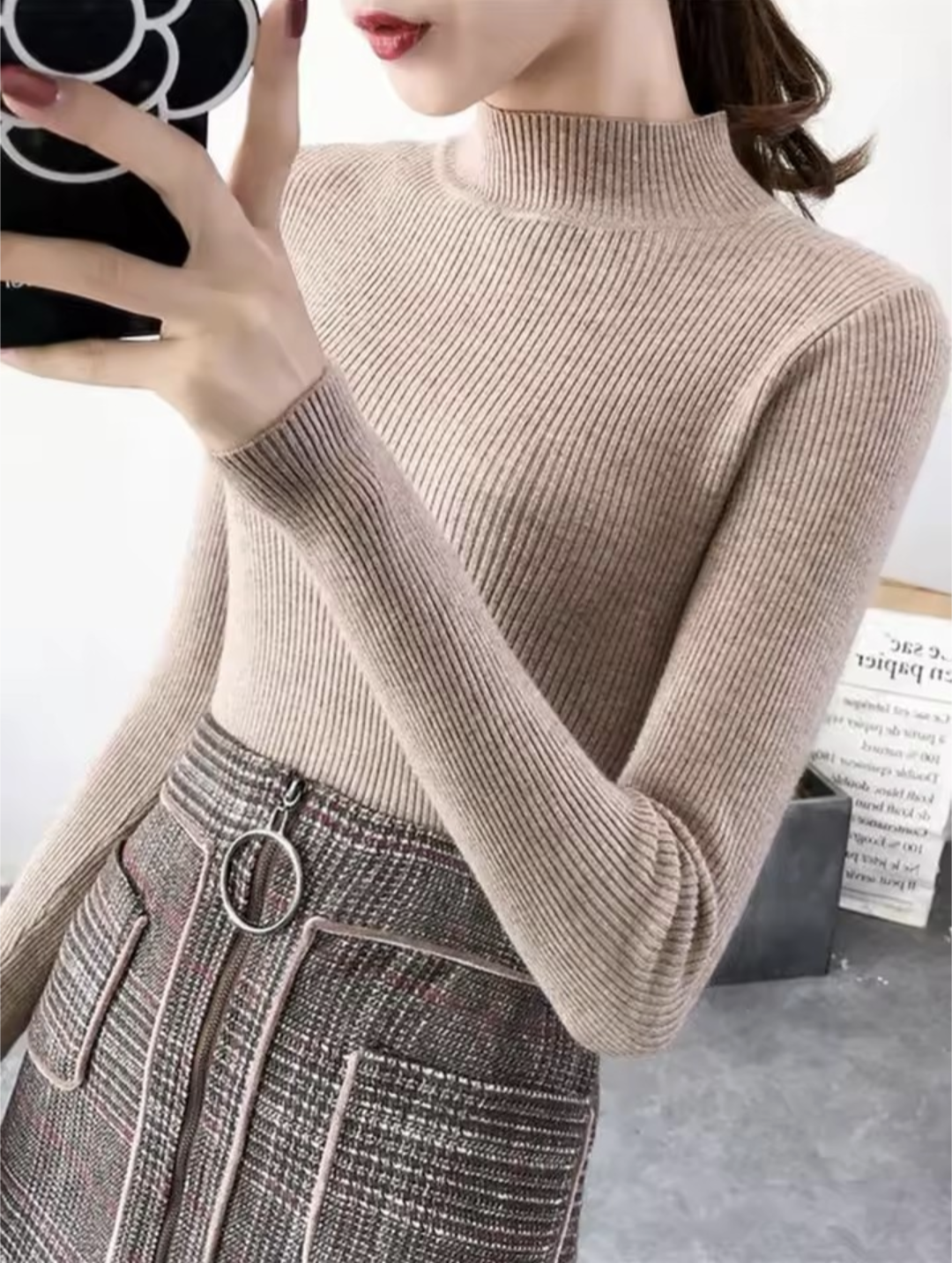 Women’s Mock Neck Knitted Sweater