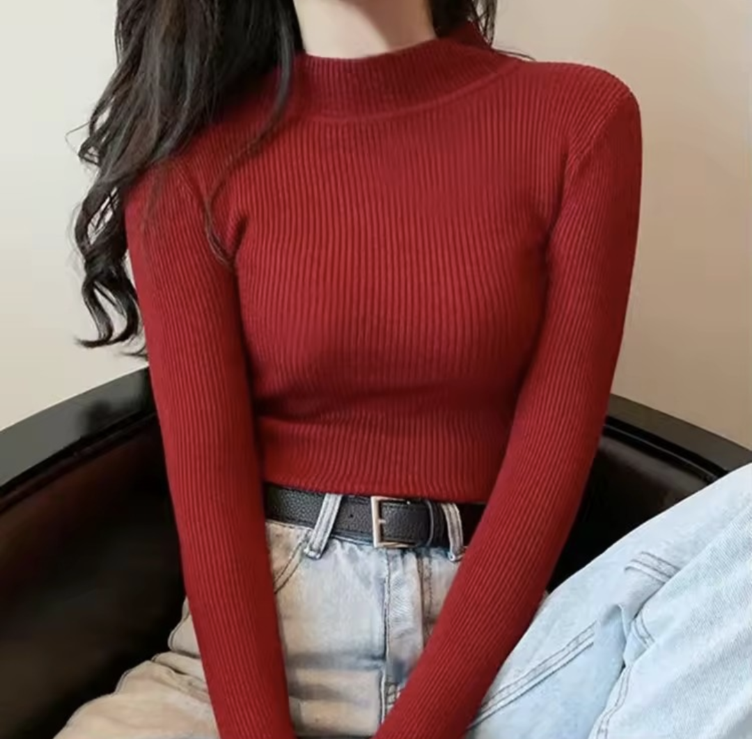 Women’s Mock Neck Knitted Sweater