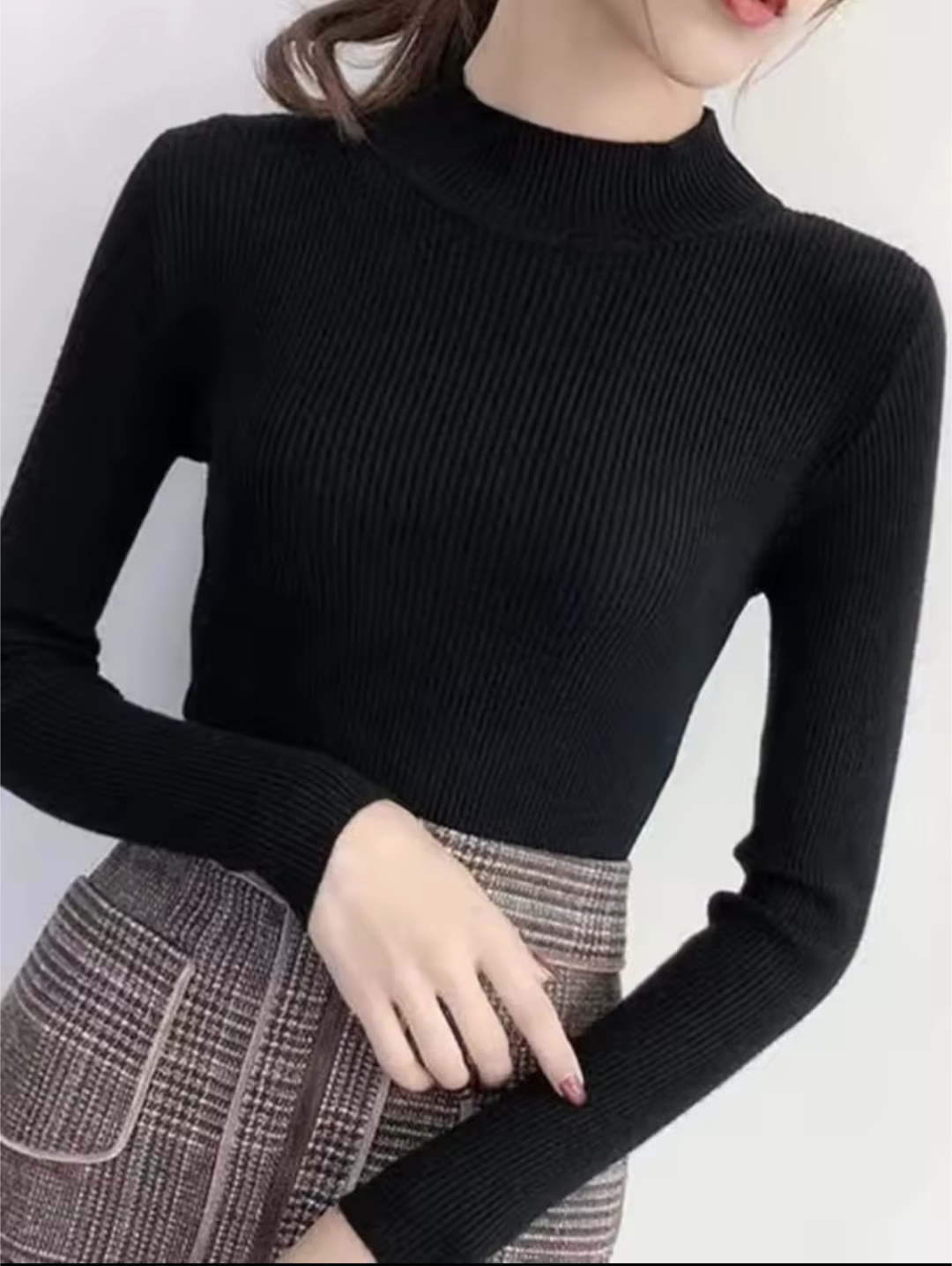 Women’s Mock Neck Knitted Sweater
