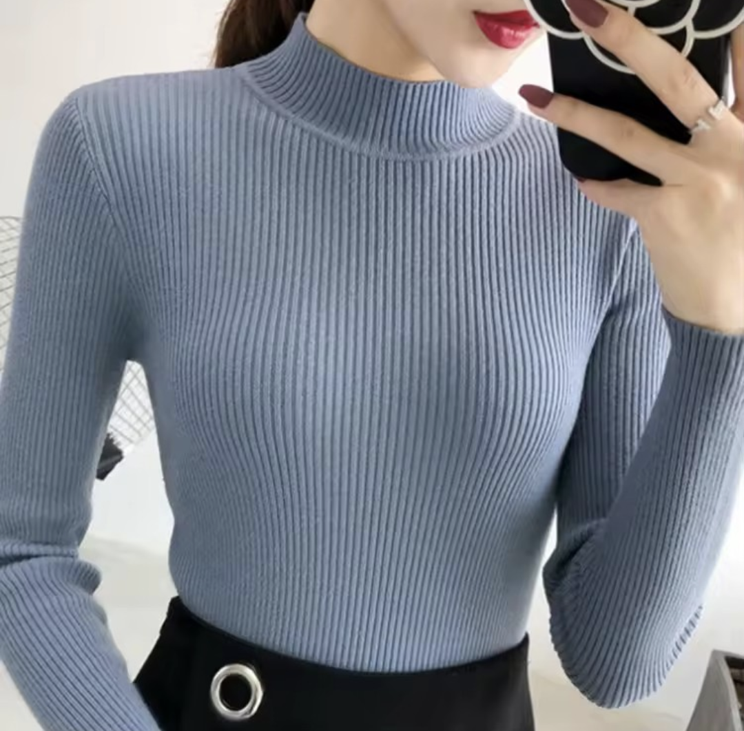 Women’s Mock Neck Knitted Sweater