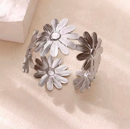 Stainless Steel Flower Leaf Bracelet