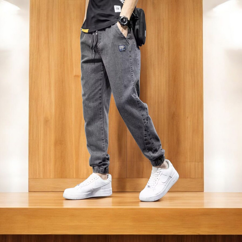 Men’s Cargo Jeans