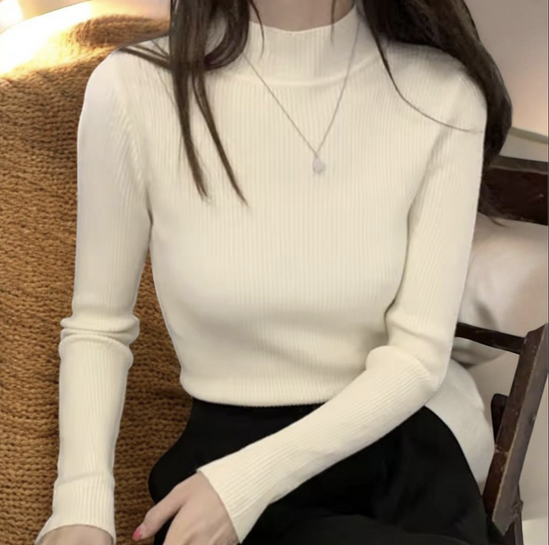 Women’s Mock Neck Knitted Sweater